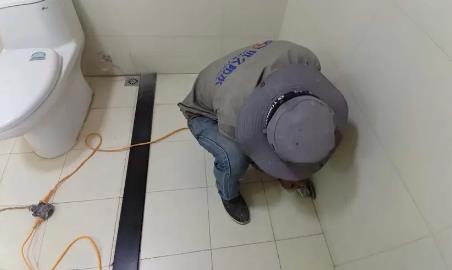 泸水卫生间补漏